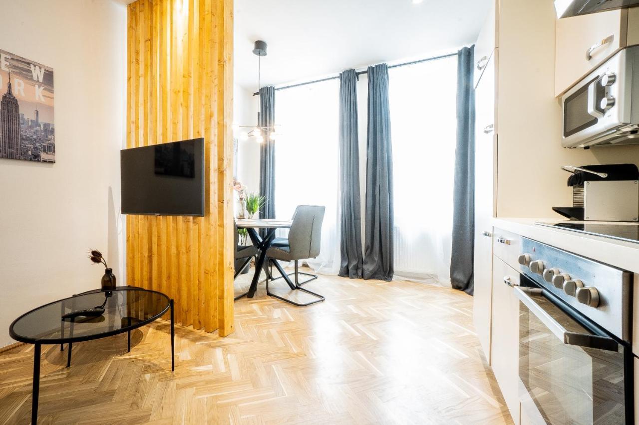 Comfortable, Balcony Apartment - Quick Access To Vienna'S Old Centre מראה חיצוני תמונה