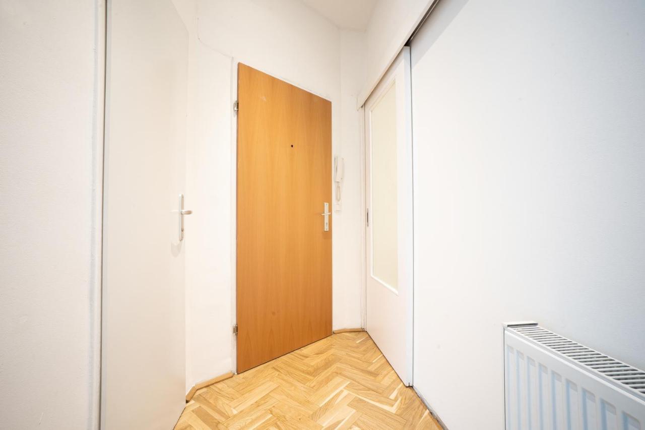 Comfortable, Balcony Apartment - Quick Access To Vienna'S Old Centre מראה חיצוני תמונה